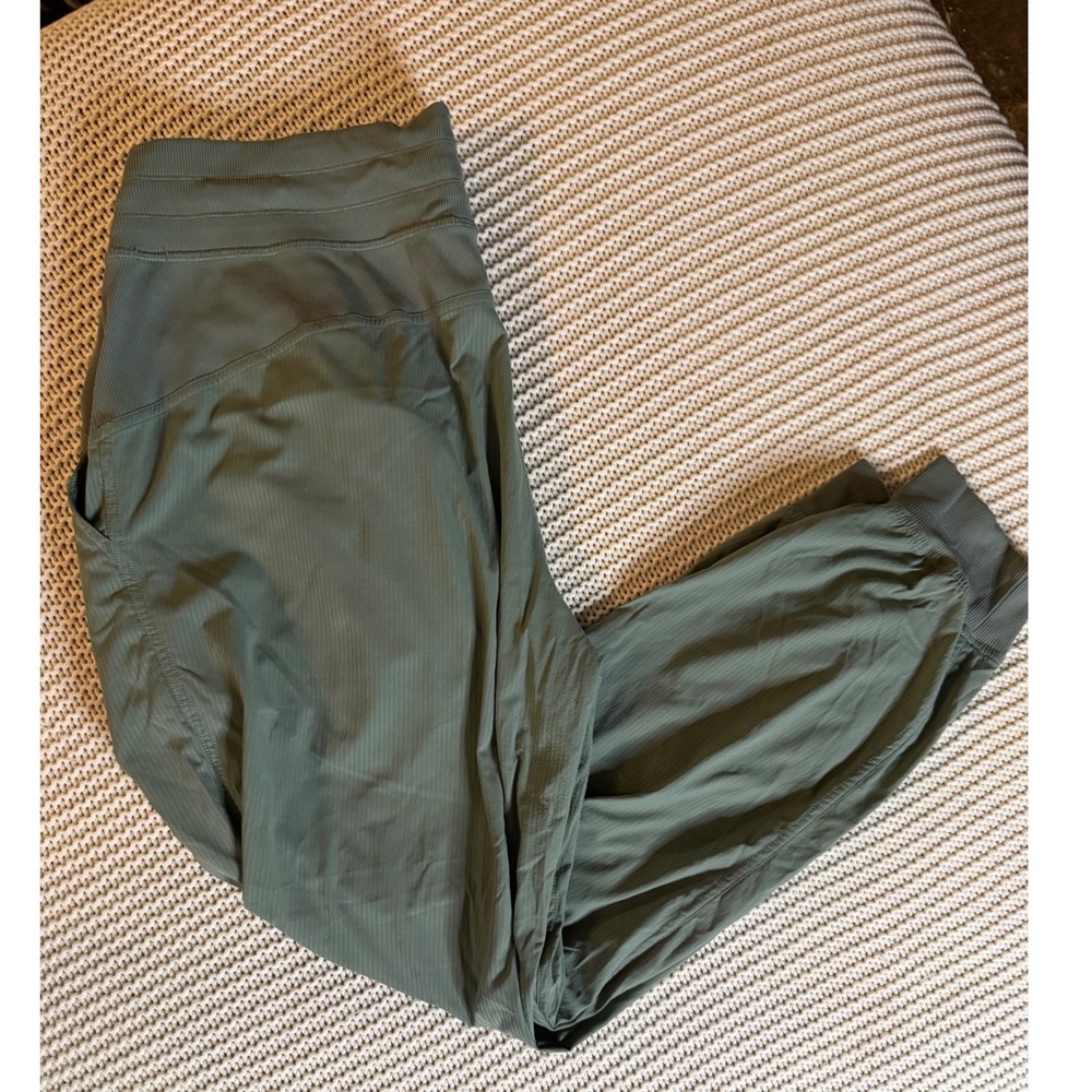 Lululemon Beyond the Studio Jogger Sage Green Olive Size 14